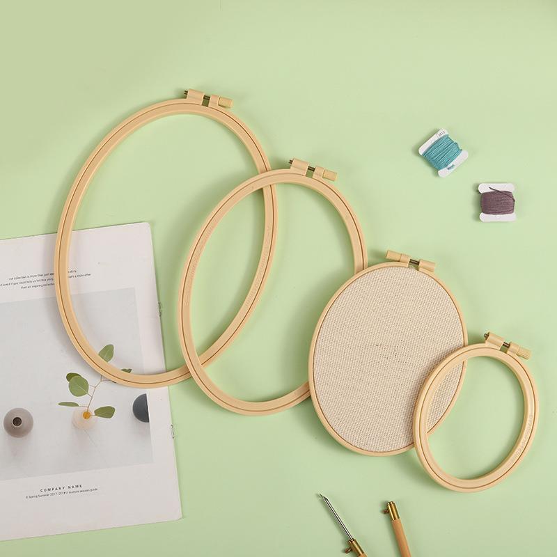Imitation Bamboo Plastic Oval  - огляд і ціна Embroidery Hoop Stand