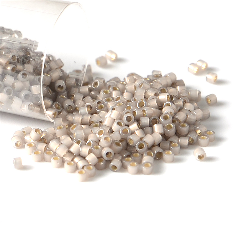2000pcs 11/0 Japan Miyuki Deli - огляд і ціна Embroidery Glass Beads