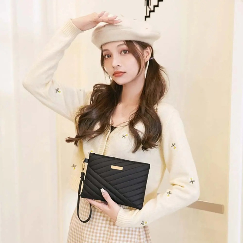 Stylish Women's Small Leather  - огляд і ціна Embroidery Wallet