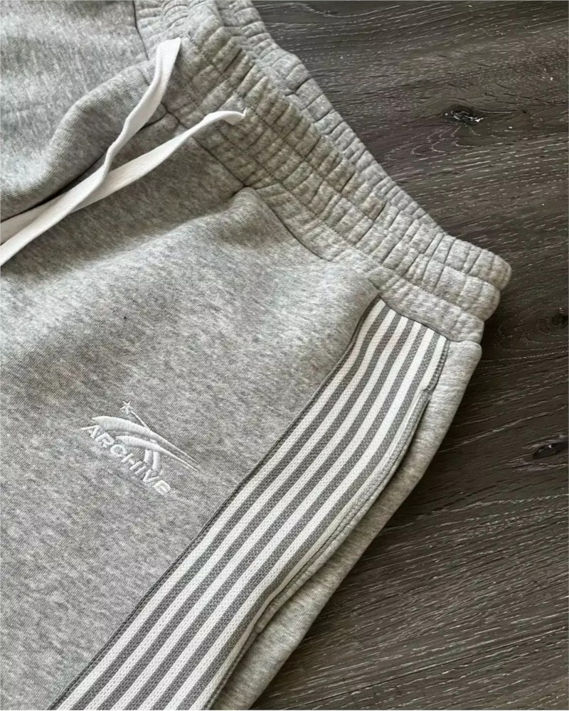 Y2k Embroidered Black Gray Cas - огляд і ціна Embroidery Premium